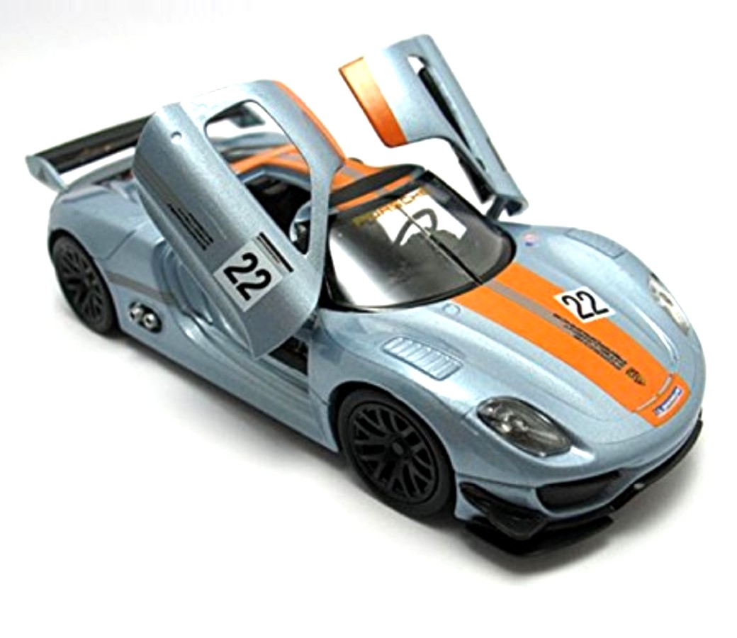 Модель машины Porsche 918 RSR, 1:34-39  